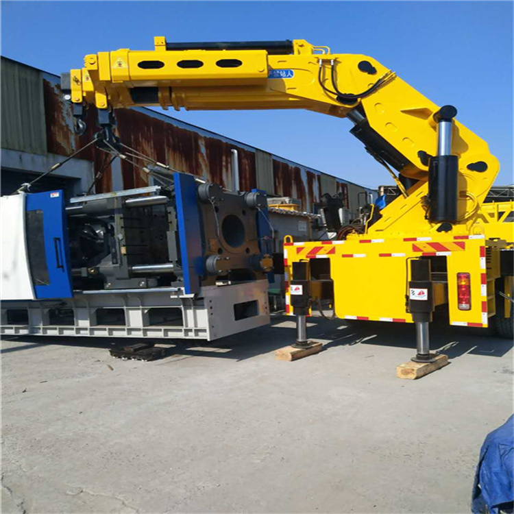 青岛城阳 大吨位折臂吊出租费用解析：一小时租赁多少钱