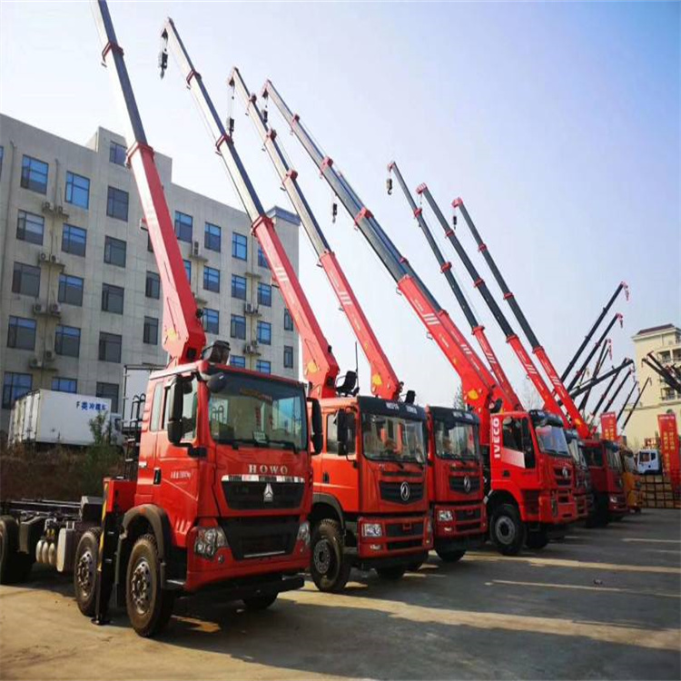 青岛城阳租专业吊车电话