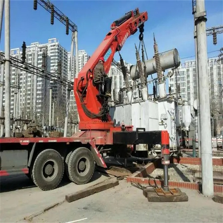 青岛城阳就近吊车出租|工地厂房吊装设备租赁|24小时高效响应