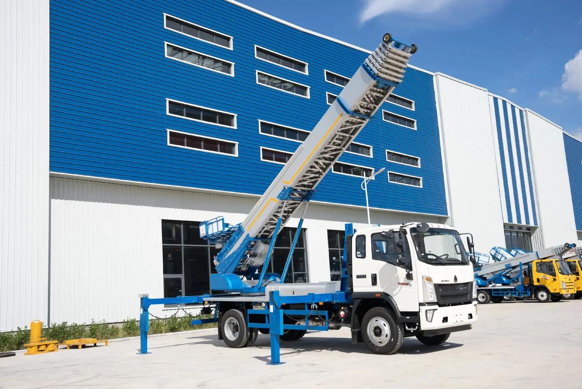 青岛城阳小型云梯车上料车租赁多少钱