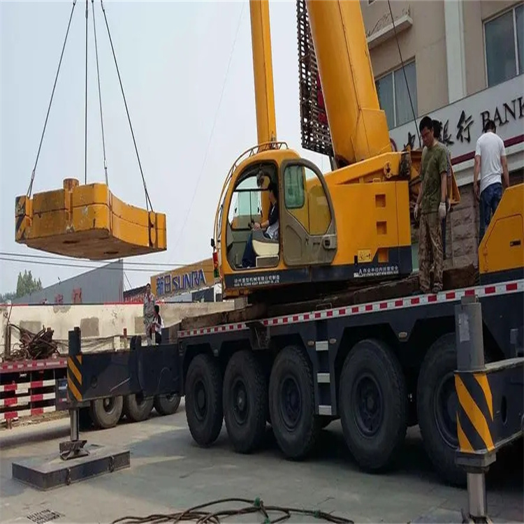 青岛城阳当地吊车出租|机器吊装|75吨|工厂搬迁服务